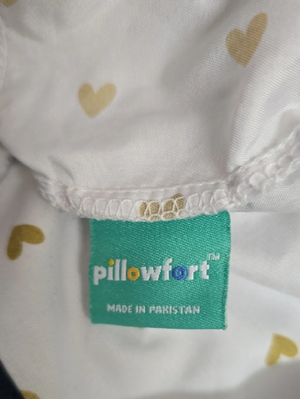 Pillowfort light white